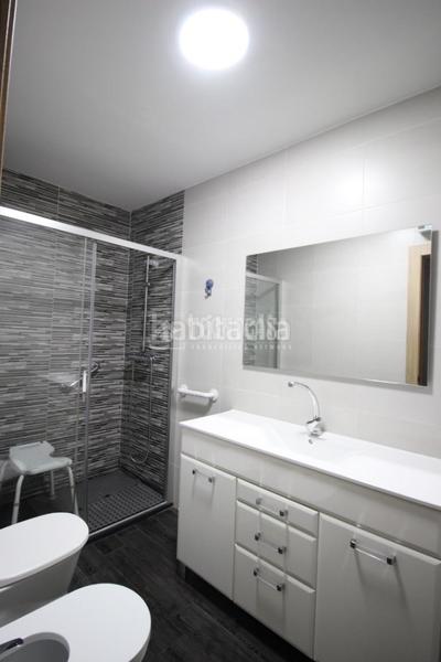 Foto af24f481-8de0-4e84-a368-ed107d331323. Piso  en venta en Casco Histórico Churriana de la Vega