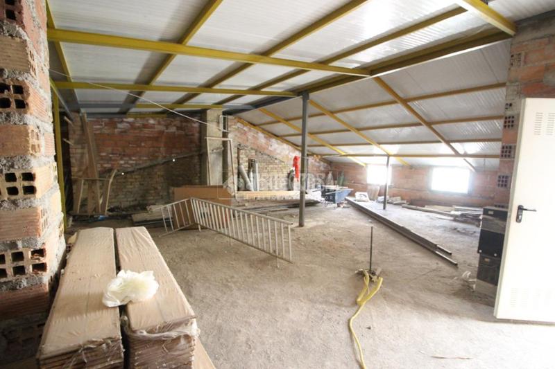 Foto 4e998c3e-bada-4cff-9812-39964a1a9b9c. Casa amb aparcament a Parque de la Ermita Churriana de la Vega