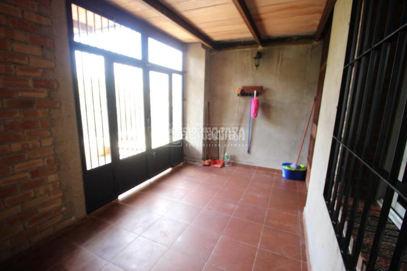 Foto a6cbbef1-7eec-4b4b-bd7d-d0df2102ae93. Casa amb aparcament a Parque de la Ermita Churriana de la Vega