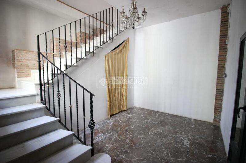 Foto e6da86c6-d051-4fef-9c82-c60a0f99e16f. Casa amb aparcament a Parque de la Ermita Churriana de la Vega