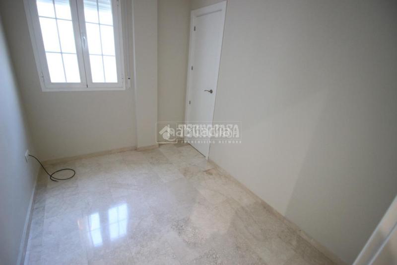 Foto 6e6b2930-372f-4ef2-a3db-76839f720213. Ático  en venta en Casco Histórico Churriana de la Vega