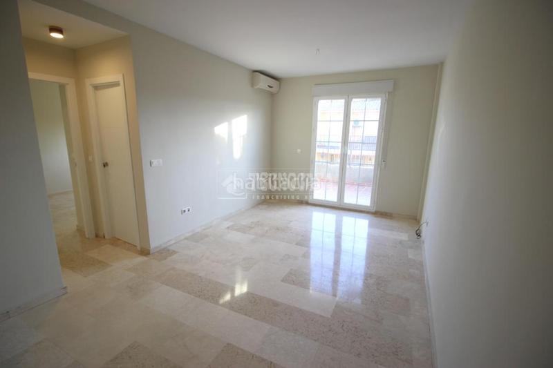 Foto 852ef9a6-ce88-4426-886f-73b5759e1928. Ático  en venta en Casco Histórico Churriana de la Vega