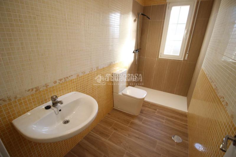 Foto bac6f51c-a12f-4f7d-804e-4464df87e112. Ático  en venta en Casco Histórico Churriana de la Vega