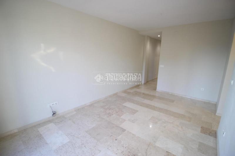 Foto e27c5f4c-befc-4b58-88eb-27caf5992627. Ático  en venta en Casco Histórico Churriana de la Vega