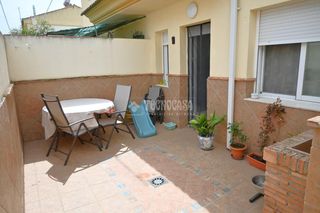 Casa pareada en Híjar. Casa en venta en las gabias