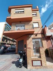 Casa  Calle practicante fernández alcolea. Ubicada en el corazón de el palo