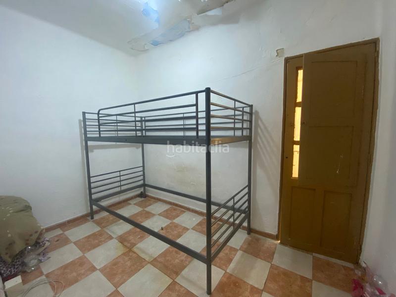 Foto 6af6670a-7902-4d16-8b78-14ac0cdf4ea2. Piso en calle arango 8 piso en calle arango en Carranque - Haza Cuevas Málaga