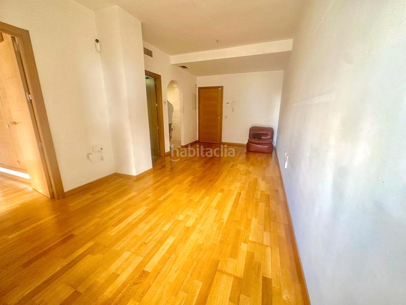 Foto e64c6312-a580-4b2b-8f75-48a94843e2fa. Apartamento en calle rodrigo 32 apartamento en Calvario Torremolinos