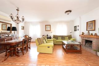 Chalet  Calle escritor atienza huertos. Chalet independiente en el puerto de la torre