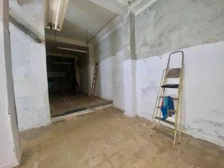 Locale commerciale in Calle Martínez de la Rosa