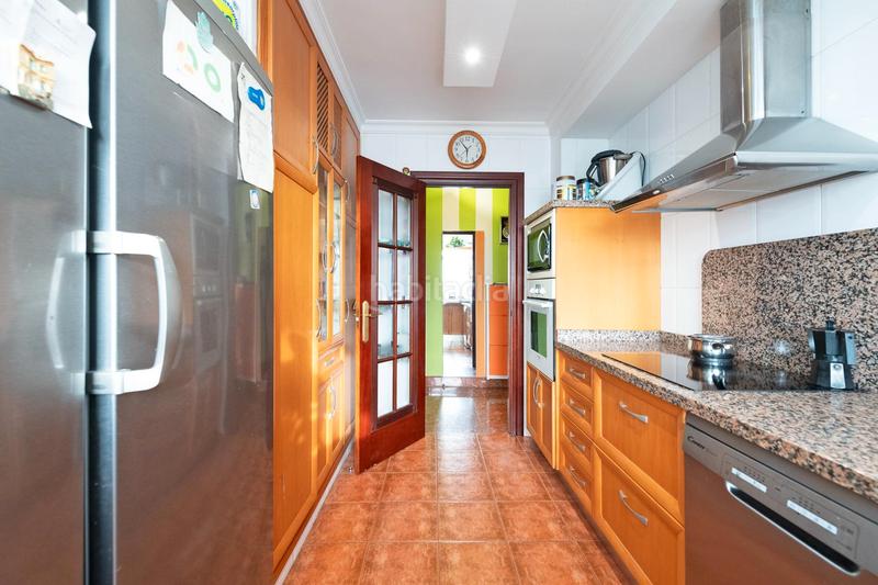 Foto 5f3004c3-0f44-4bd8-ac92-2c54632664ea. Piso en calle arenisca 25 piso en zona santa cristina en Málaga