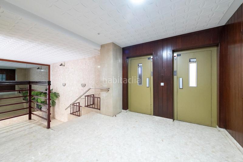 Foto cabe3999-12ab-421e-94a5-5e98c27a5ab7. Piso en calle arenisca 25 piso en zona santa cristina en Málaga