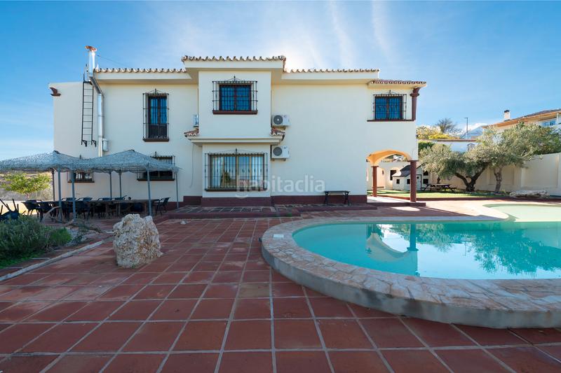 Foto 3d82a8d0-2f65-48f0-9c08-52817a2f7679. Xalet amb xemeneia piscina a Pinos de Alhaurín Alhaurín de la Torre
