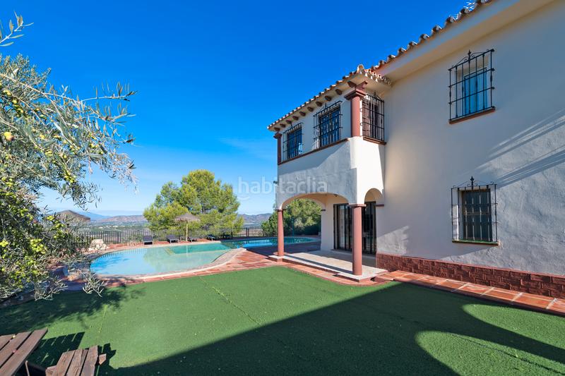 Foto 583eb771-76a6-4ad6-a4c8-a8308ce3b35f. Xalet amb xemeneia piscina a Pinos de Alhaurín Alhaurín de la Torre
