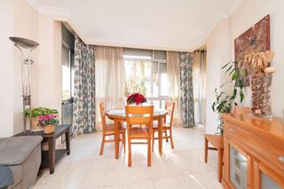 Piso  Avenida santa rosa de lima 2. Piso en venta en la florida, málaga