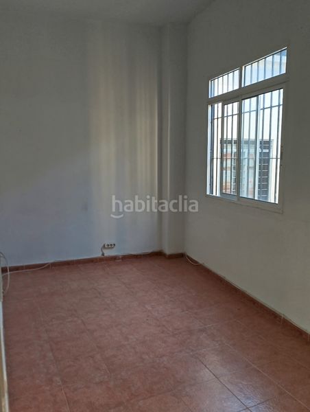 Foto 4a86ab67-9095-4118-800f-1f20e6d654d7. Pis a Perchel Norte Málaga