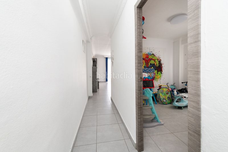 Foto e0a5f0fb-88e3-4096-a9bb-8cdfbace172d. Pis a calle serrano fernández 5 a Barrio de Ciudad Jardín Málaga