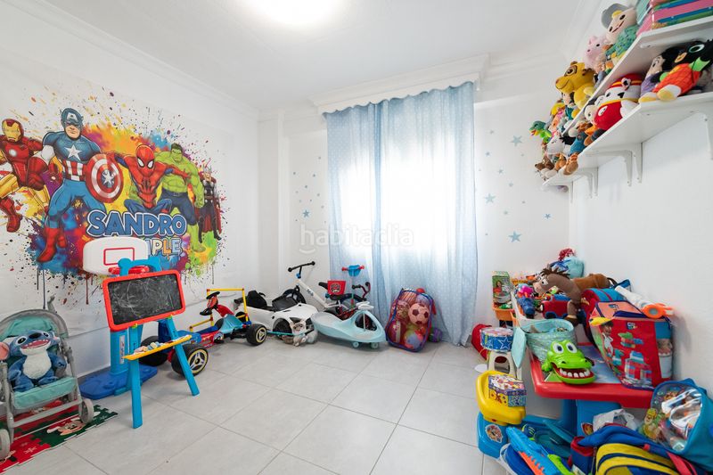 Foto f293f39c-718a-40b9-b361-2d9f7b6ca4ab. Pis amb aparcament a Barrio de Ciudad Jardín Málaga