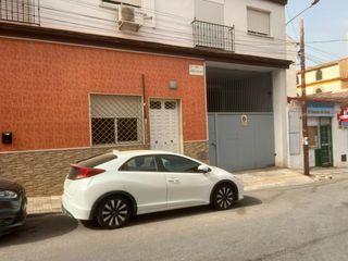 Autoparkplatz  Calle antonio vico. Plaza de aparcamiento en ciudad jadín