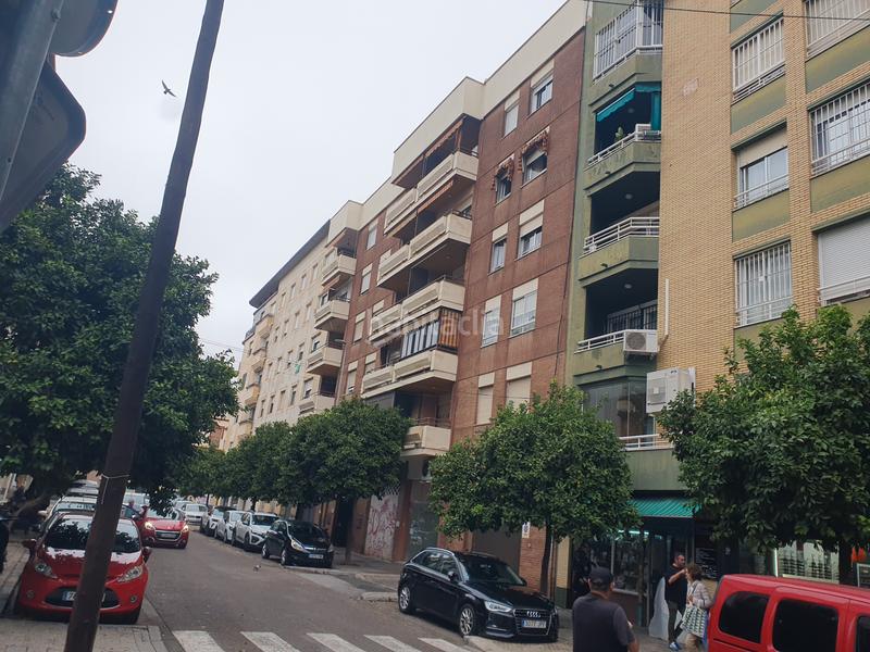 Foto 56786b95-a655-457e-a8f8-ee31a4d580f0. Appartamento in calle atanasio barrón 9 in La Calzada - La Florida Sevilla