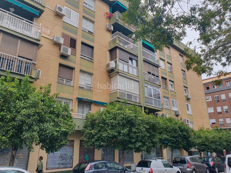 Foto 6b26ba7a-6195-4dc7-a566-2fa024377297. Appartamento in calle atanasio barrón 9 in La Calzada - La Florida Sevilla