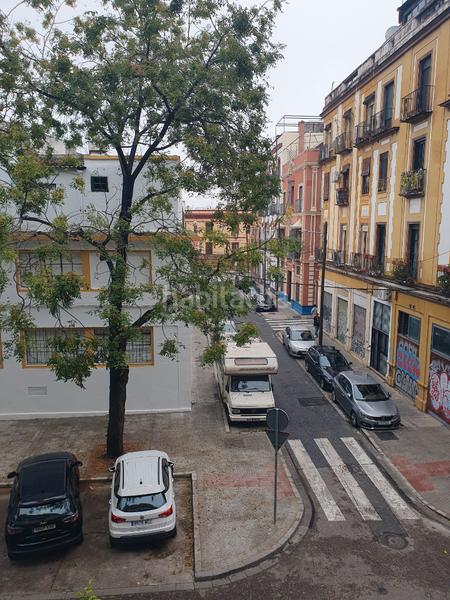 Foto b68f82b7-fdc4-4b6f-94b3-8258991fd1cf. Appartamento in calle atanasio barrón 9 in La Calzada - La Florida Sevilla
