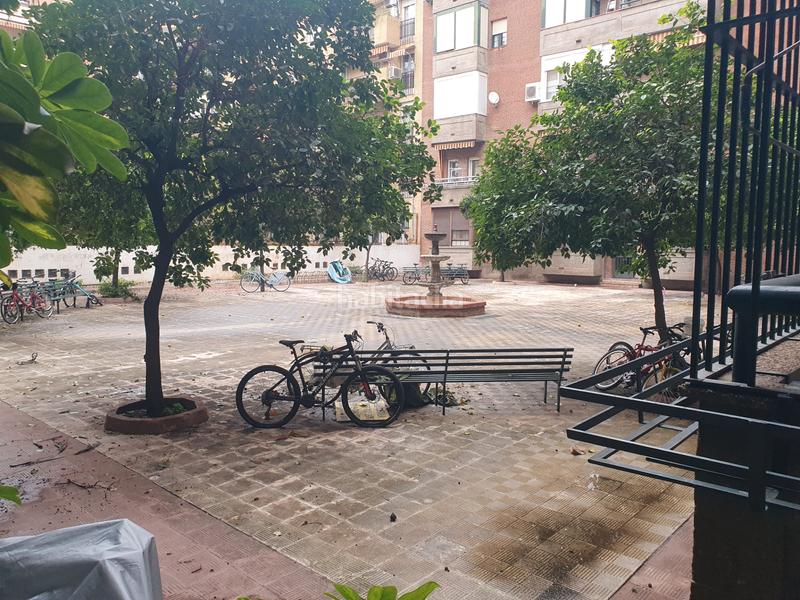 Foto c717453c-e1c1-464e-a7d6-b9aa6b8cb872. Appartamento in calle atanasio barrón 9 in La Calzada - La Florida Sevilla