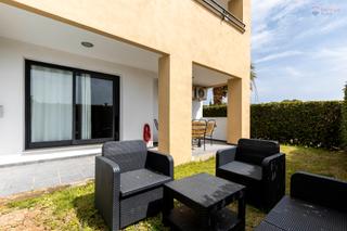 Planta baixa a Calle pinar 1. ¡bienvenidos a este precioso apartamento en planta baja!