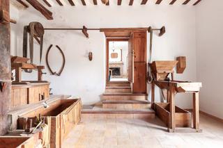 Masia a N/a. Caserón de mas de 800m2, con molino de agua operativo y parcela