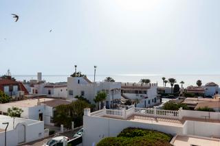 Doppelhaus in Calle rocio 20. Chalet adosado a menos de 100 m del mar