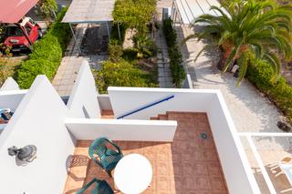 Casa aparellada a Avenida tortuga boba 28. Impresionante chalet adosado en primera línea y vistas al mar