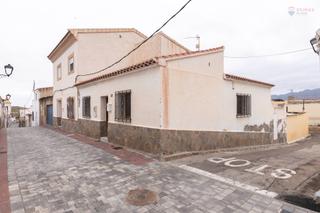 Maison  Calle cervantes. **casa pareada en venta en los gallardos - un hogar con encanto*