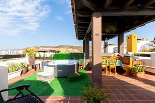 Penthouse  Calle las pitas 1. ¡ a la venta este sensacional atico con terraza y solarium!
