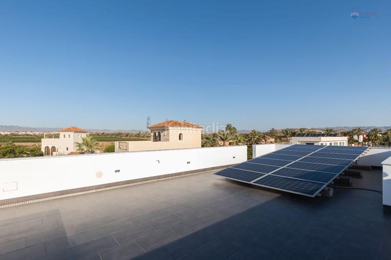 Foto 202466d5-2f2c-49e8-ac5d-c23548da0d0d. Chalet mit parking pool in puerto Vera Vera