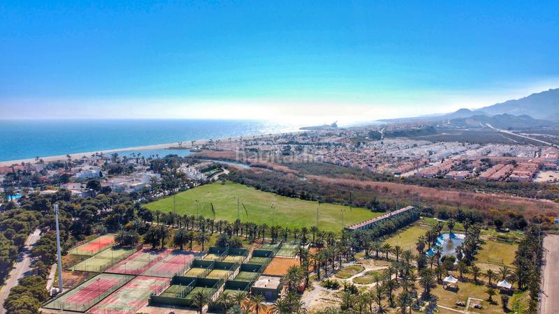 Foto 2988f7ca-5e12-45cd-8e67-ad97a310a340. Chalet mit parking pool in puerto Vera Vera