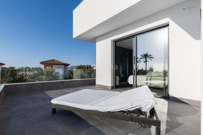 Foto d2997892-d807-46b1-a295-b29c9444664a. Chalet mit parking pool in puerto Vera Vera