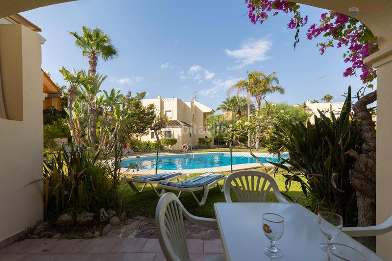 Foto 5ddd9ee5-e5cf-425d-ac5f-60dafeacdbb2. Casa adossada amb aparcament piscina a Vera playa naturista Vera