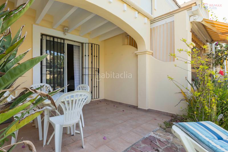 Foto 6e9abfcf-f608-4394-bc57-446dc074dfae. Casa adossada amb aparcament piscina a Vera playa naturista Vera