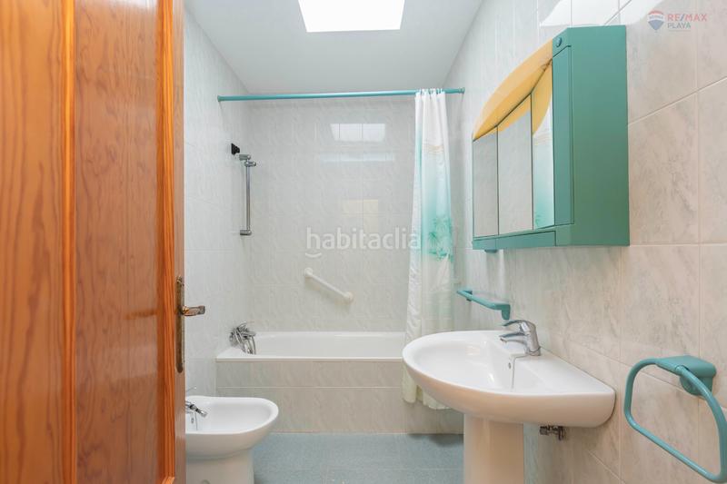 Foto 8cf39ff8-3422-4874-a9af-ec8f76bae3c0. Casa adossada amb aparcament piscina a Vera playa naturista Vera