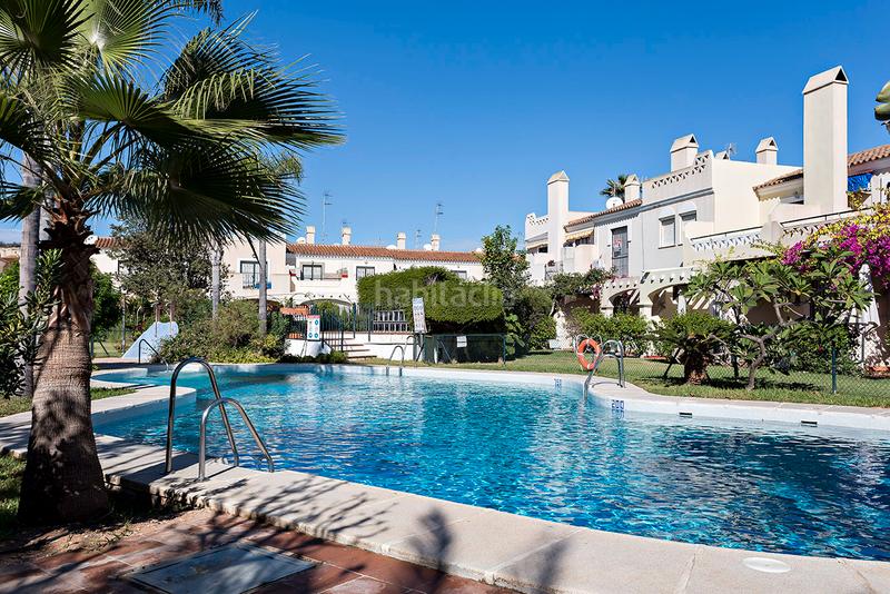 Foto 925bf483-d667-4d42-8e79-151996d8f8e8. Casa adossada amb aparcament piscina a Vera playa naturista Vera