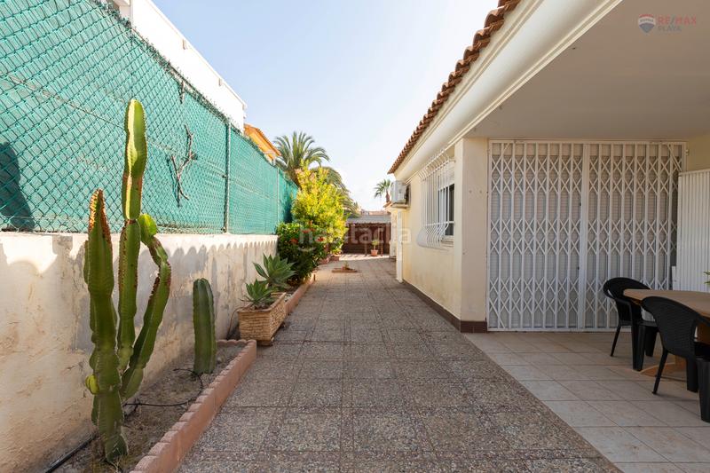 Foto 1faed67d-e485-4ce2-98db-61d19997e7ca. Xalet amb aparcament a Vera playa naturista Vera