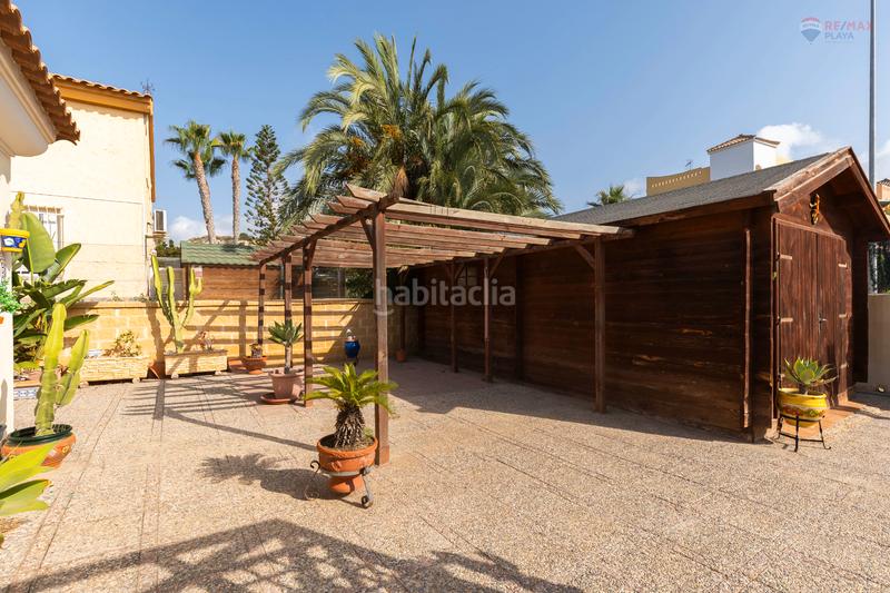 Foto 630e069e-3191-41b5-80f9-63cc443af54b. Xalet amb aparcament a Vera playa naturista Vera