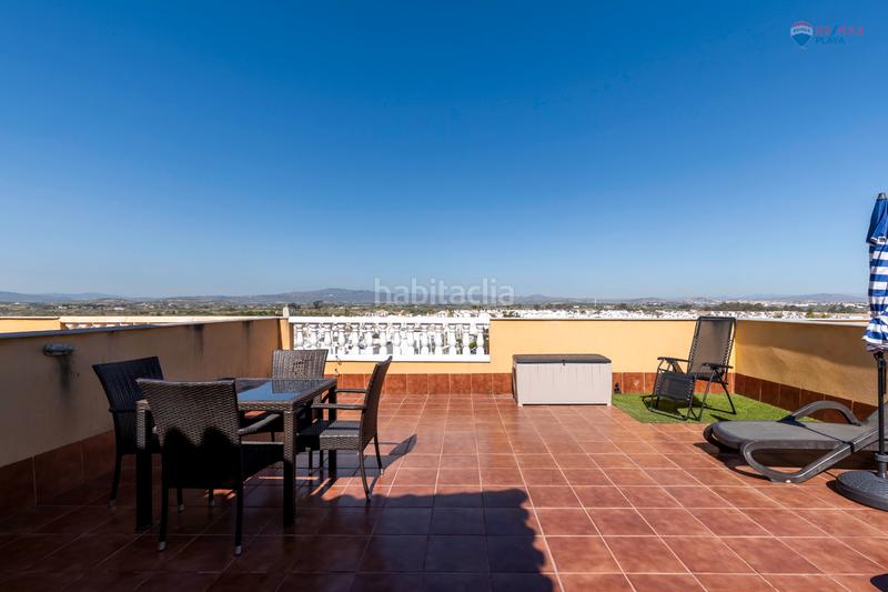 Foto 44990bbc-3fbe-4bfc-ae0a-774cf2e82d76. Penthouse with parking pool in Las Marinas - Pueblo Laguna Vera