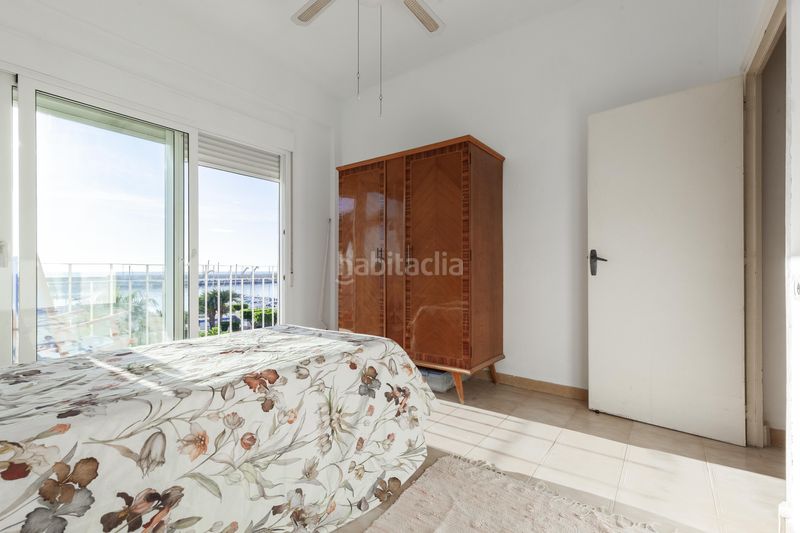 Foto a05cf46e-e572-4f68-b9b6-e0d94c43f180. Àtic a puerto de Garrucha Garrucha