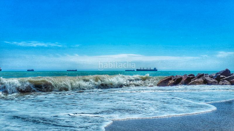 Foto fc26e5c6-9907-4f2f-998e-672e20266d0e. Àtic amb aparcament piscina a El Playazo Vera