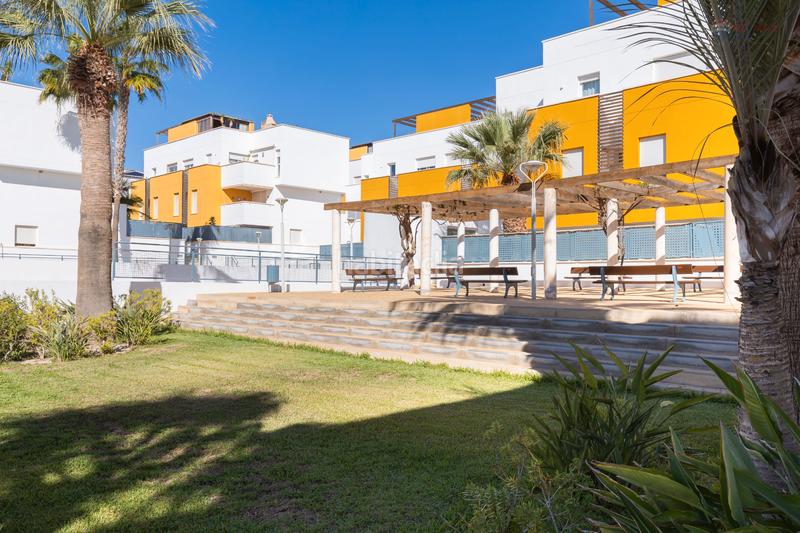 Foto c7b5fe3e-c921-4860-a524-f9cb29cb8d13. Àtic amb aparcament piscina a Las Salinas Vera