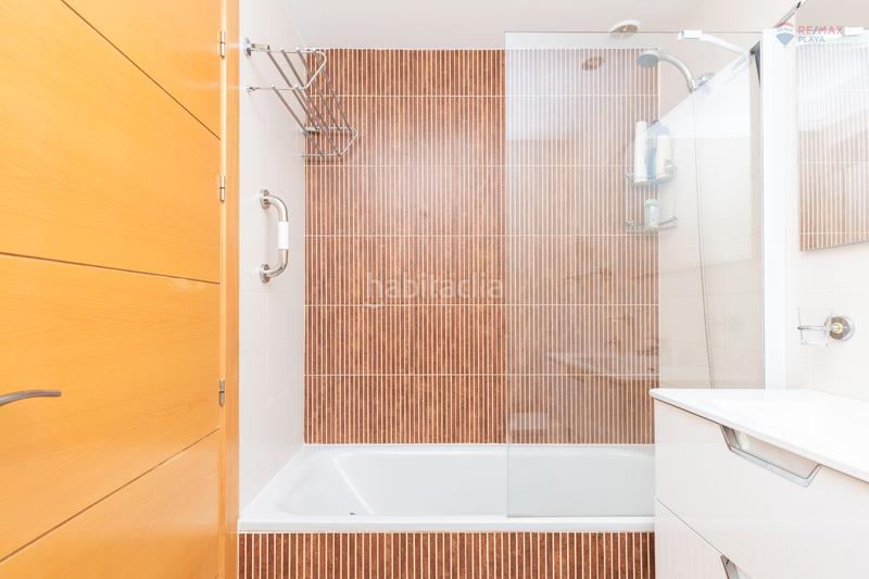 Foto 53848a53-8e82-4f91-baa6-521824072173. Attico con parcheggio piscina in Las Salinas Vera