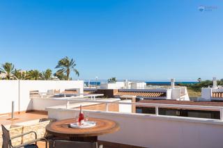 Maison jumelée  Avenida tortuga boba. ¡precioso chalet en una privilegiada urbanización de 1ª línea de