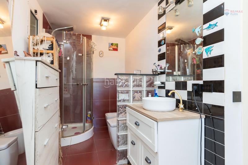 Foto 40cb8885-517b-4532-ac3f-6805b5a01686. Casa aparellada amb aparcament piscina a El Playazo Vera