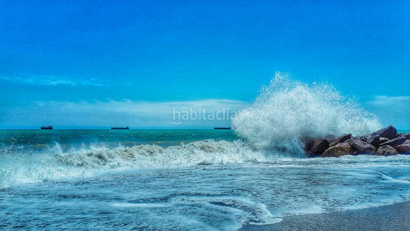 Foto 786546b0-f656-4986-b41e-9857277550a3. Casa aparellada amb aparcament piscina a El Playazo Vera